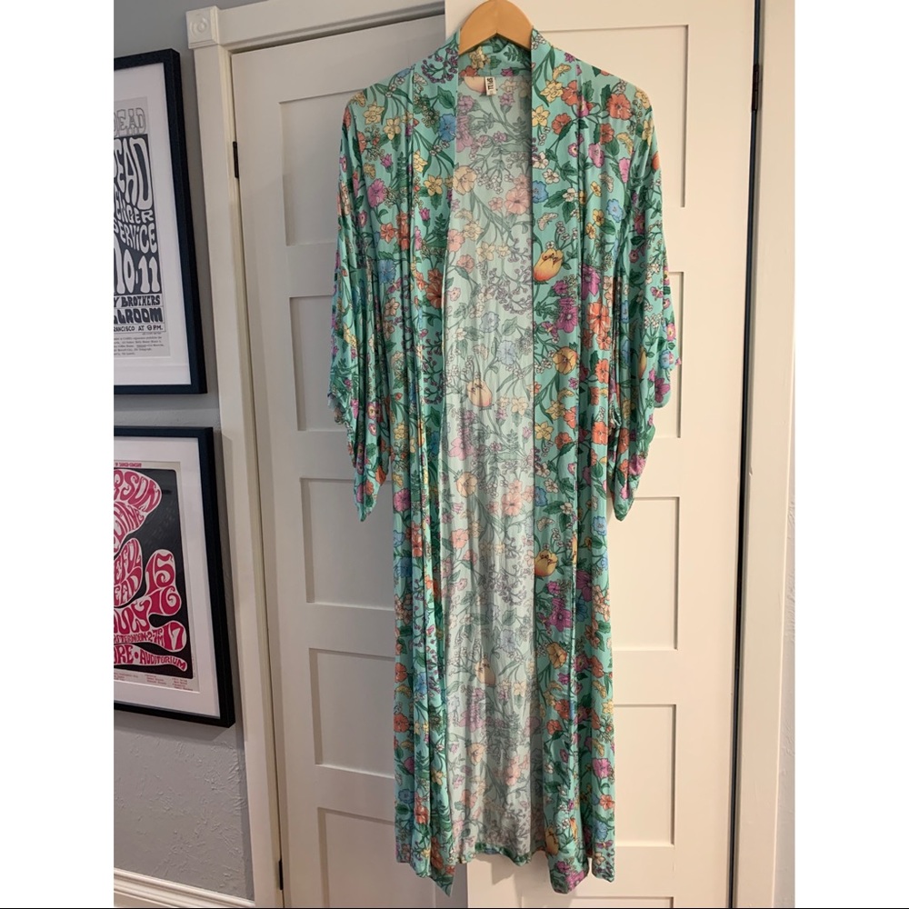 Spell & The Gypsy Collective Sayulita Kimono trade
